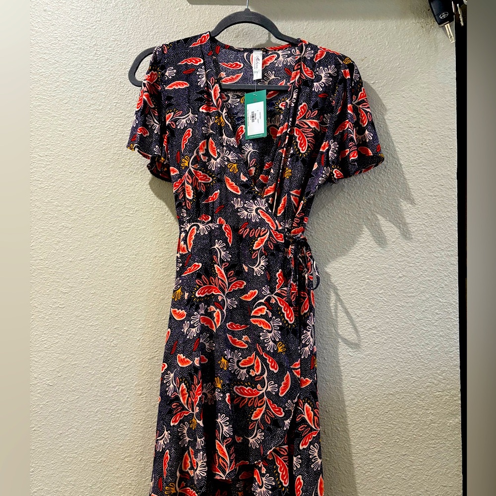 Machina Brand Wrap Dress Size S‎